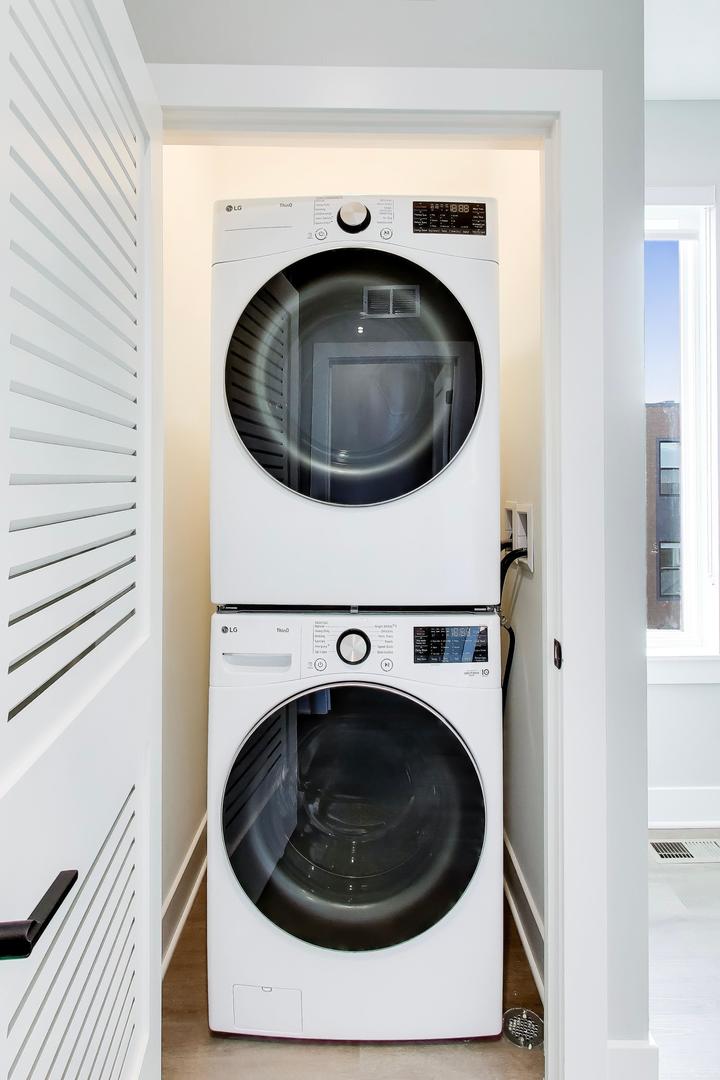 5424 Old Orchard Road Skokie, IL 60077 - Photo 20 of 39