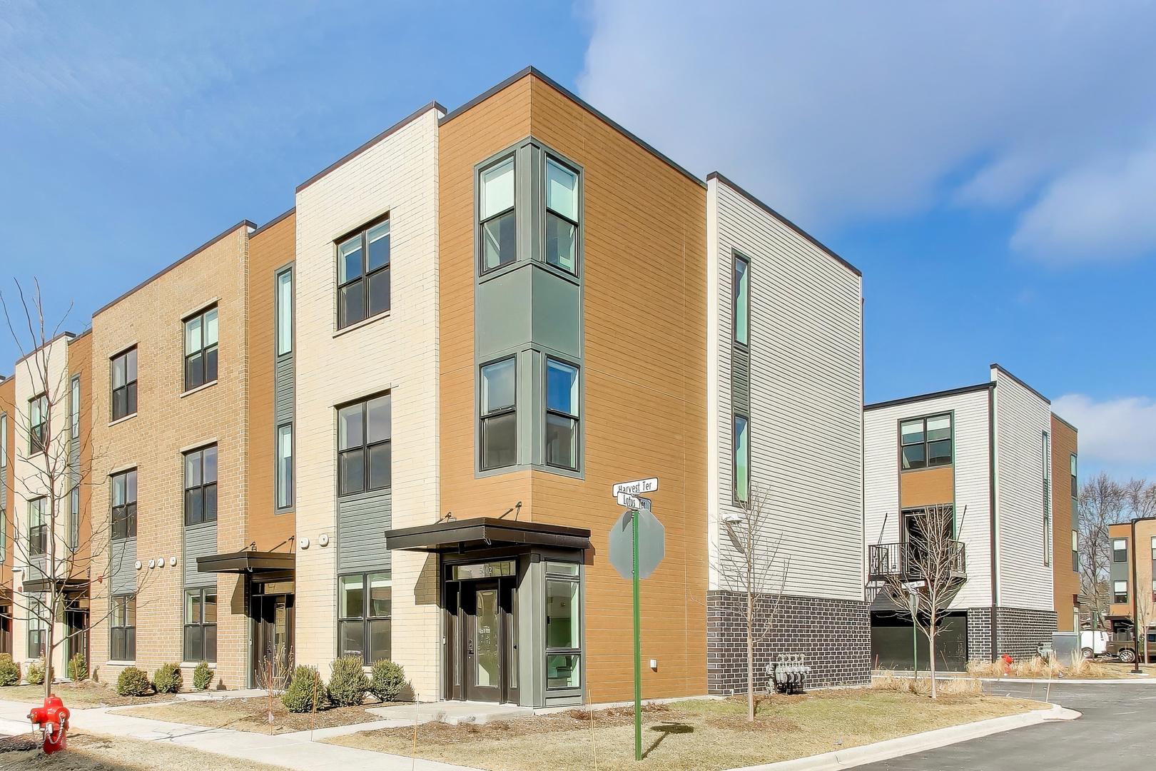 5424 Old Orchard Road Skokie, IL 60077 - Photo 2 of 39