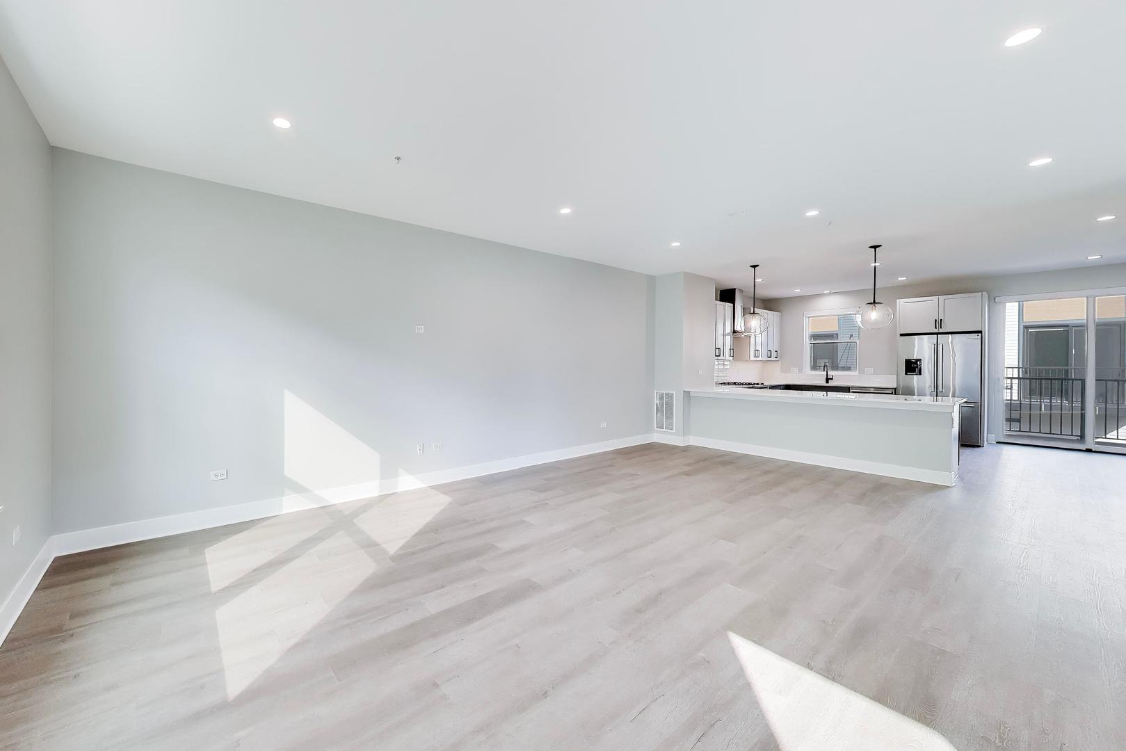 5424 Old Orchard Road Skokie, IL 60077 - Photo 4 of 39