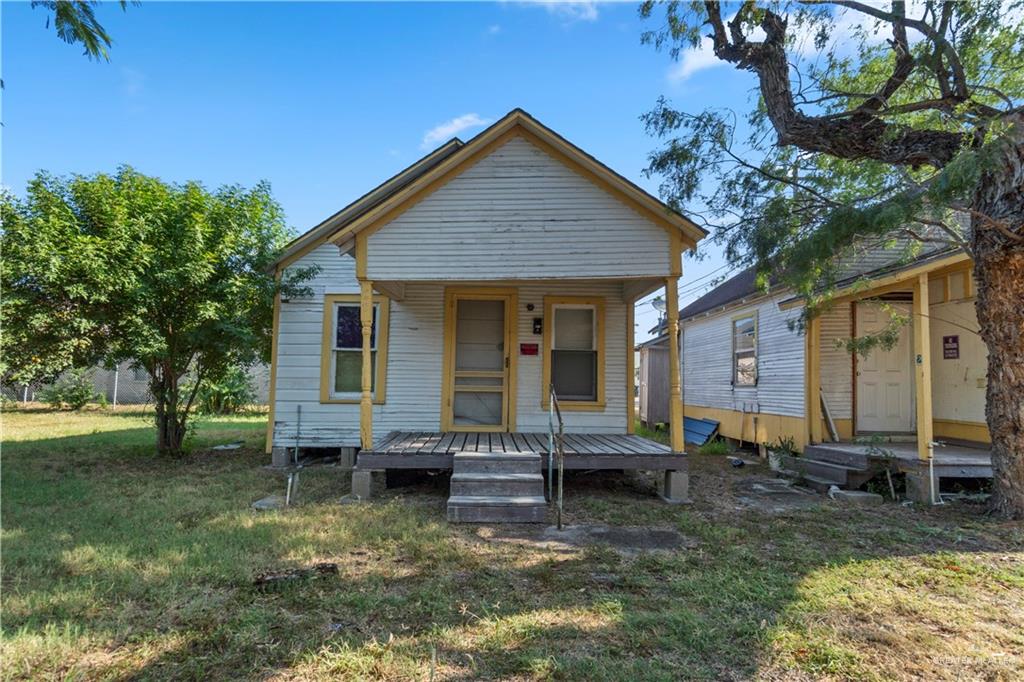 706 Doherty Avenue Mission, TX 78572 - Photo 1 of 21 a view of a house with backyard