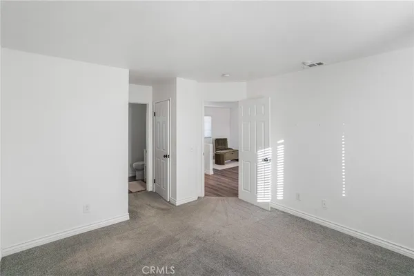 a view of empty room