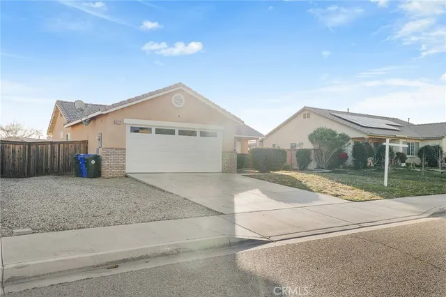 a view of backyard of house