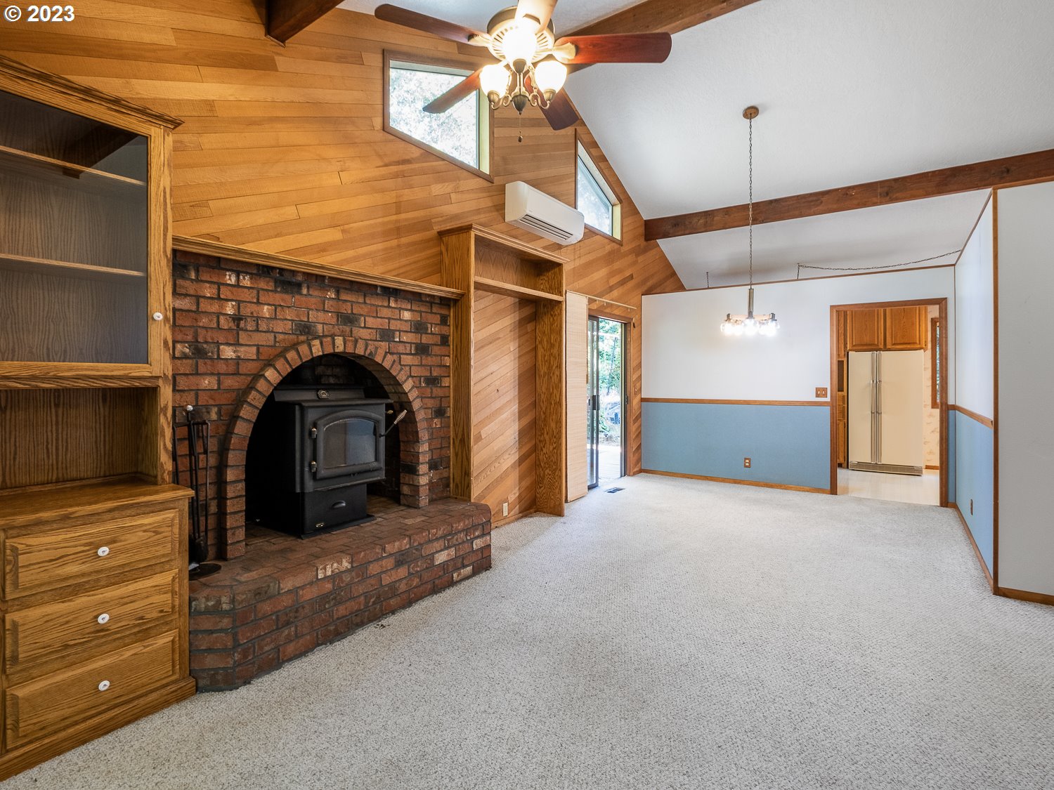 7304 Baseline Road Tillamook, OR 97141 - Photo 5 of 45 Entrance/Foyer