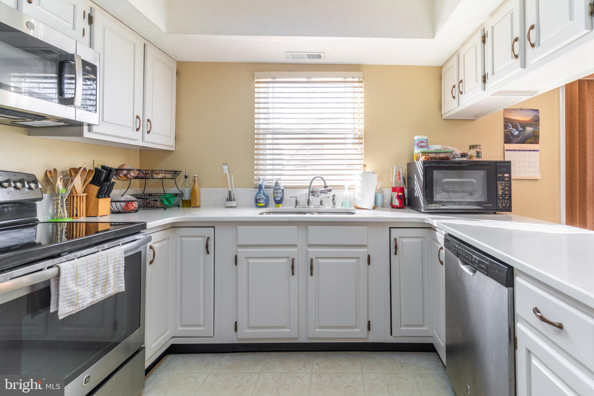 511 Parliament Road Marlton, NJ 08053 - Photo 6 of 41 Gallery Image 6