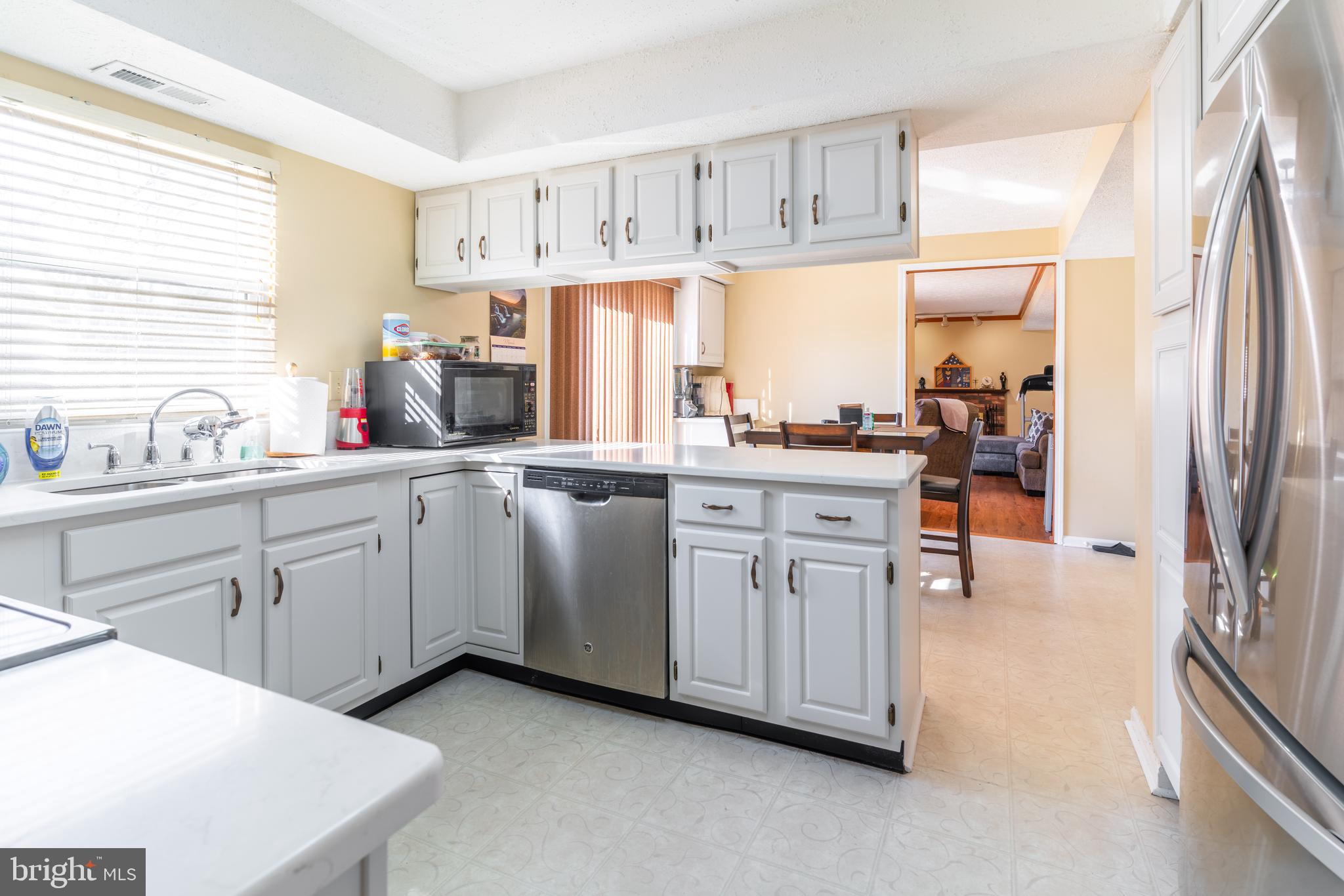 511 Parliament Road Marlton, NJ 08053 - Photo 7 of 41 Gallery Image 7