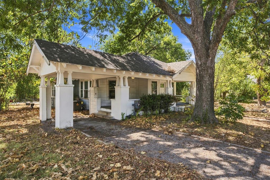 2114 Lyle Avenue Waco, TX 76708 - Photo 2 of 15 Gallery Image 2