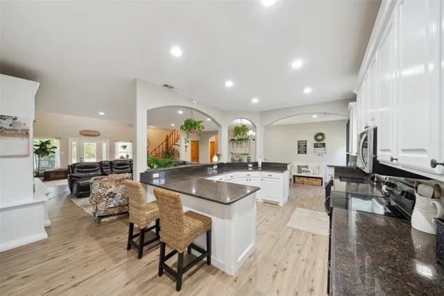 $699,000 | 740 Bridget Avenue, Buffalo, TX 75831