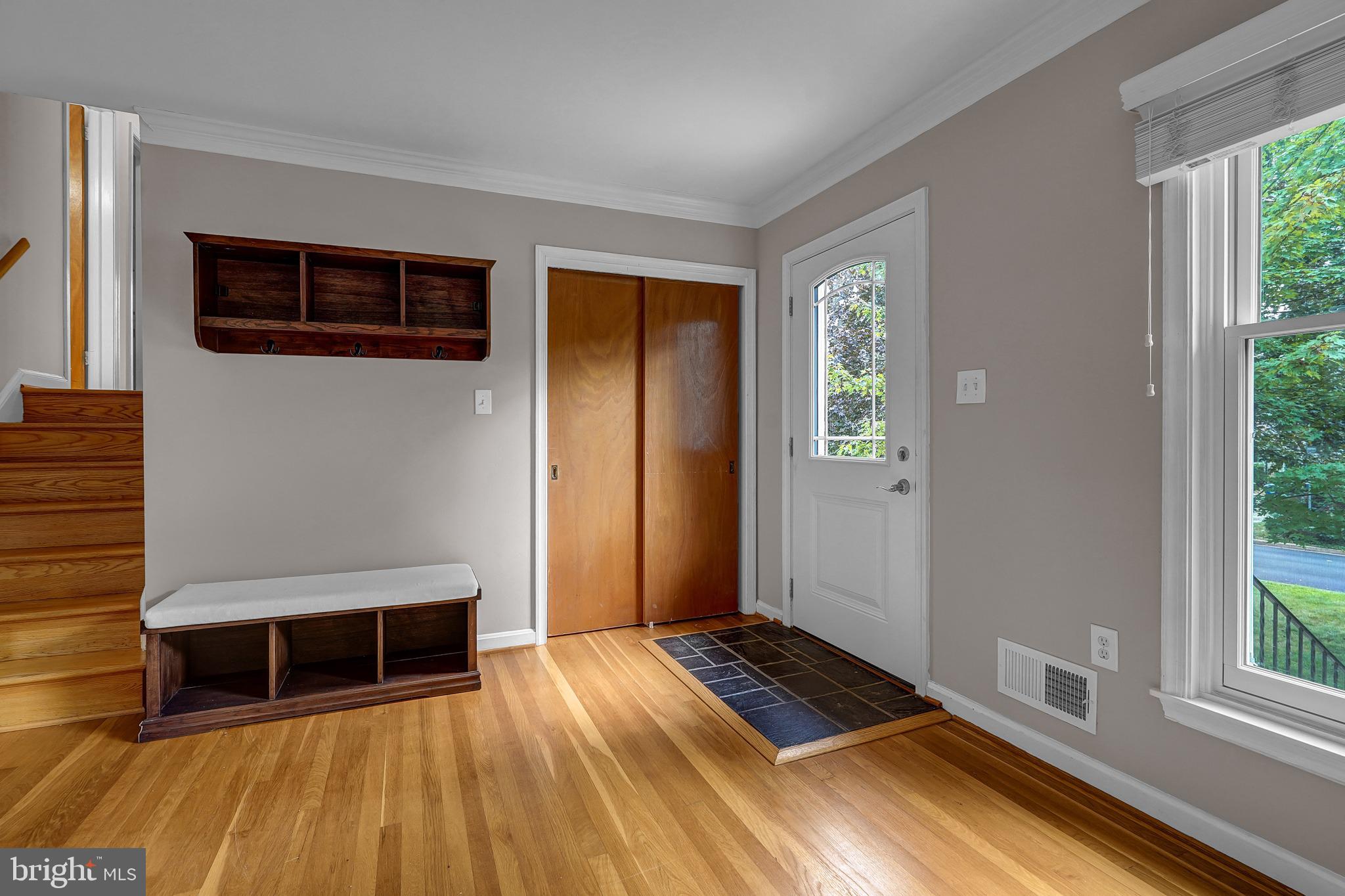2301 Barbour Road Falls Church, VA 22043 - Photo 8 of 33 DSC02814