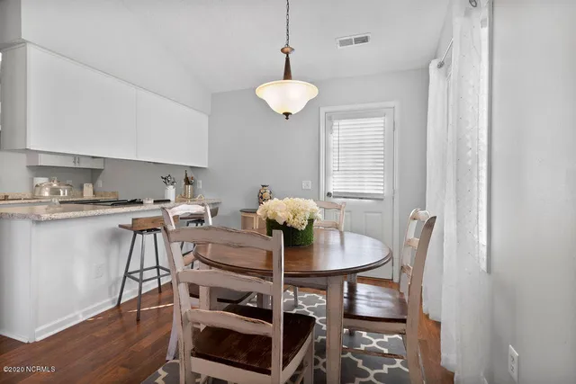 $2,300 | 3815 Antelope Trail, Wilmington, NC 28409