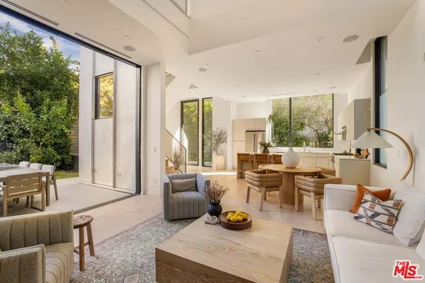 $13,000 | 4118 Wade Street, Los Angeles, CA 90066