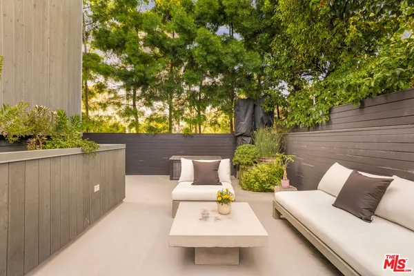 $13,000 | 4118 Wade Street, Los Angeles, CA 90066