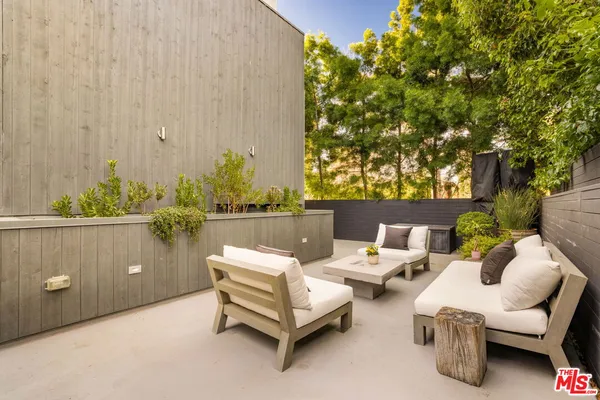 $13,000 | 4118 Wade Street, Los Angeles, CA 90066