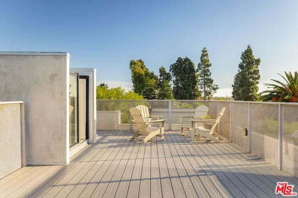 $13,000 | 4118 Wade Street, Los Angeles, CA 90066