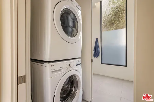 $13,000 | 4118 Wade Street, Los Angeles, CA 90066