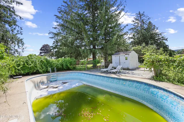 $319,900 | 249 Orchard Road, Dalton, MA 01226