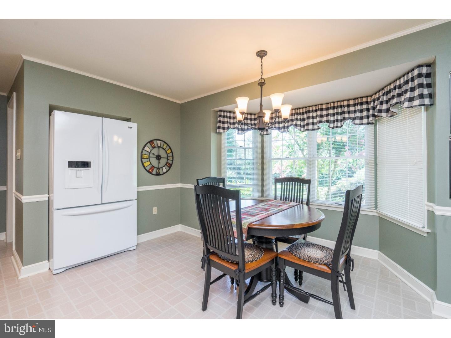 216 Brookhaven Road Wallingford, PA 19086 - Photo 6 of 21 Kitchen