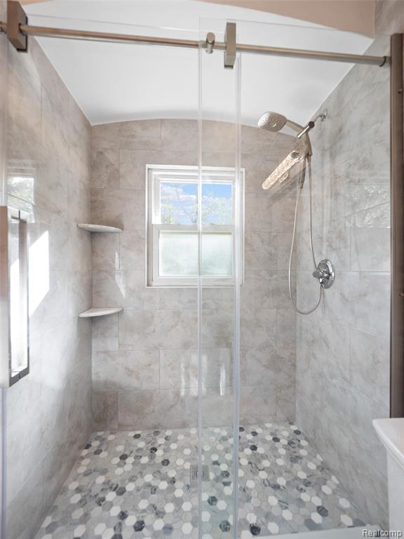 2046 Yorkshire Road Birmingham, MI 48009 - Photo 10 of 43