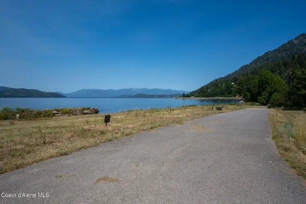 $925,000 | Lot 3 Mill Harbor Lane, Hope, ID 83836