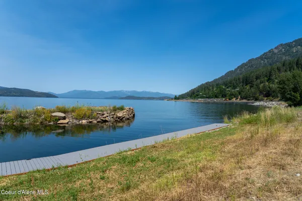 $925,000 | Lot 3 Mill Harbor Lane, Hope, ID 83836
