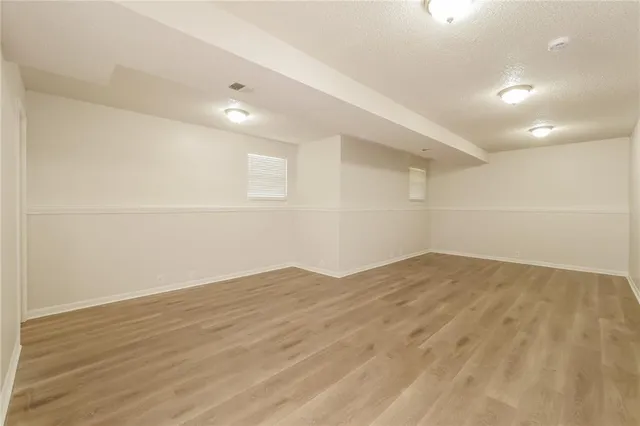 $2,595 | 2121 Southeast 7th Street, Lee's Summit, MO 64063