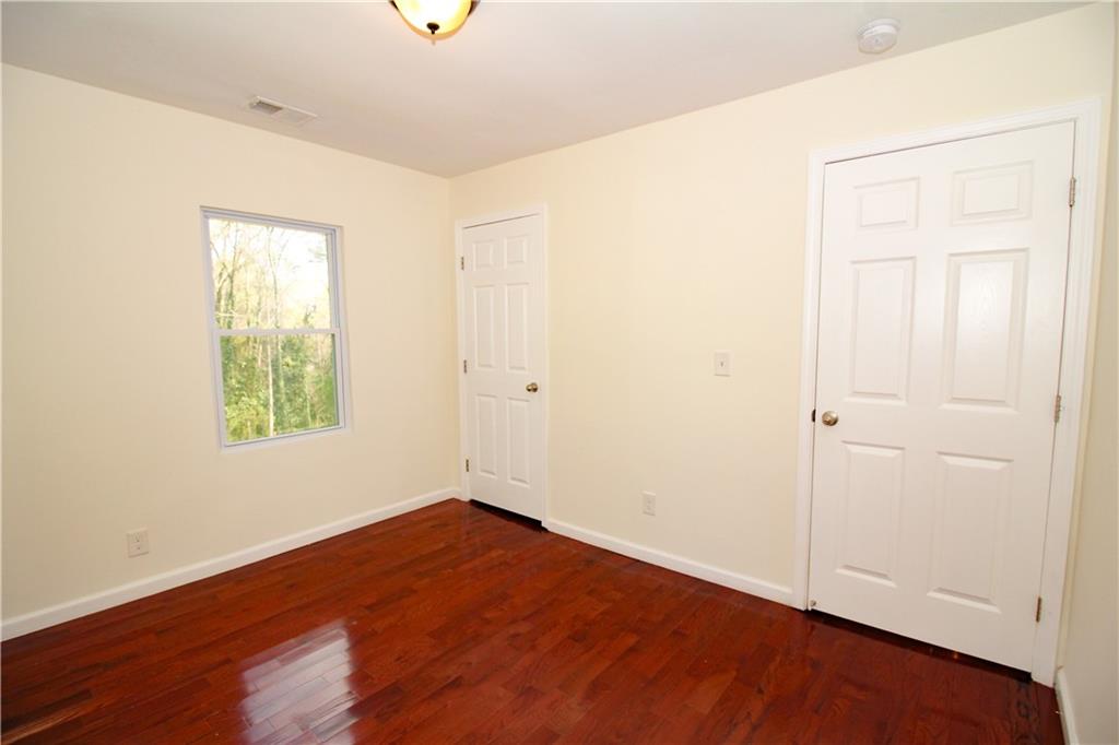 899 East Doyle Street Toccoa, GA 30577 - Photo 19 of 28