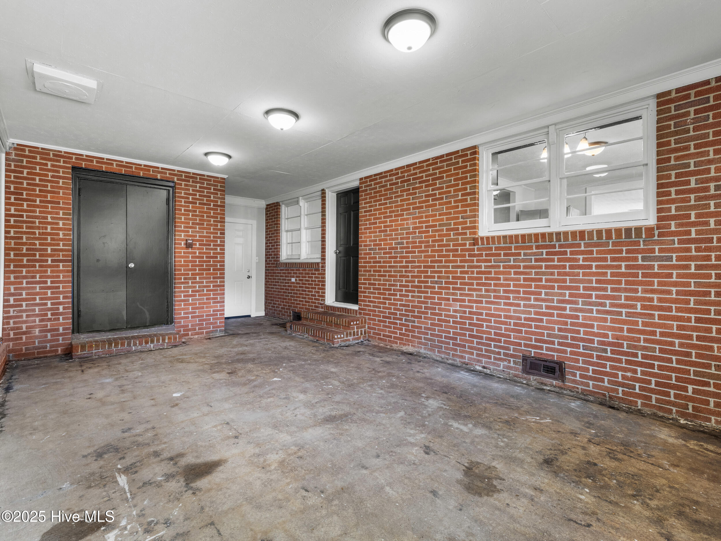 4824 Gum Branch Road Jacksonville, NC 28546 - Photo 28 of 39 025a5071