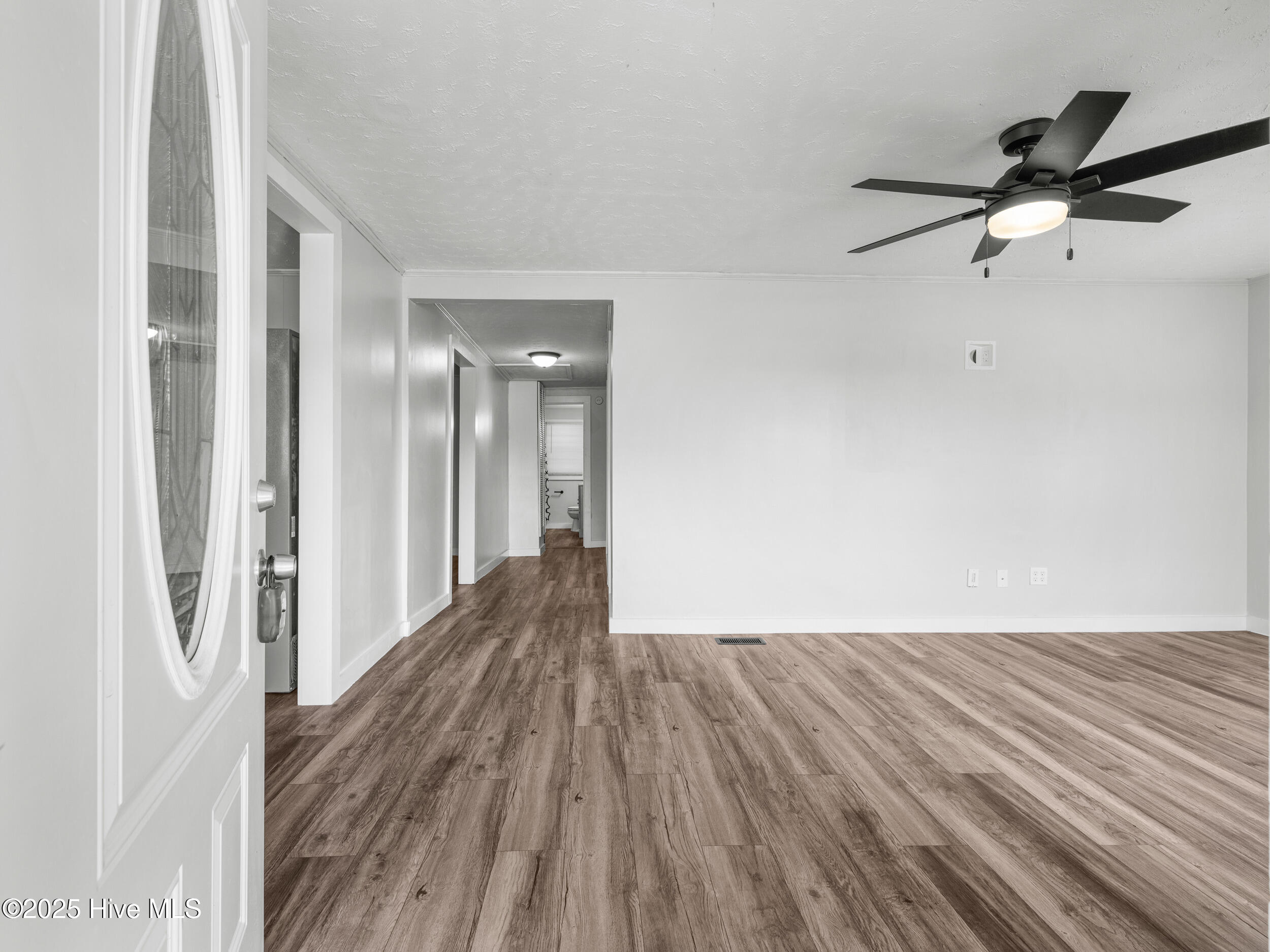 4824 Gum Branch Road Jacksonville, NC 28546 - Photo 6 of 39 025a4993