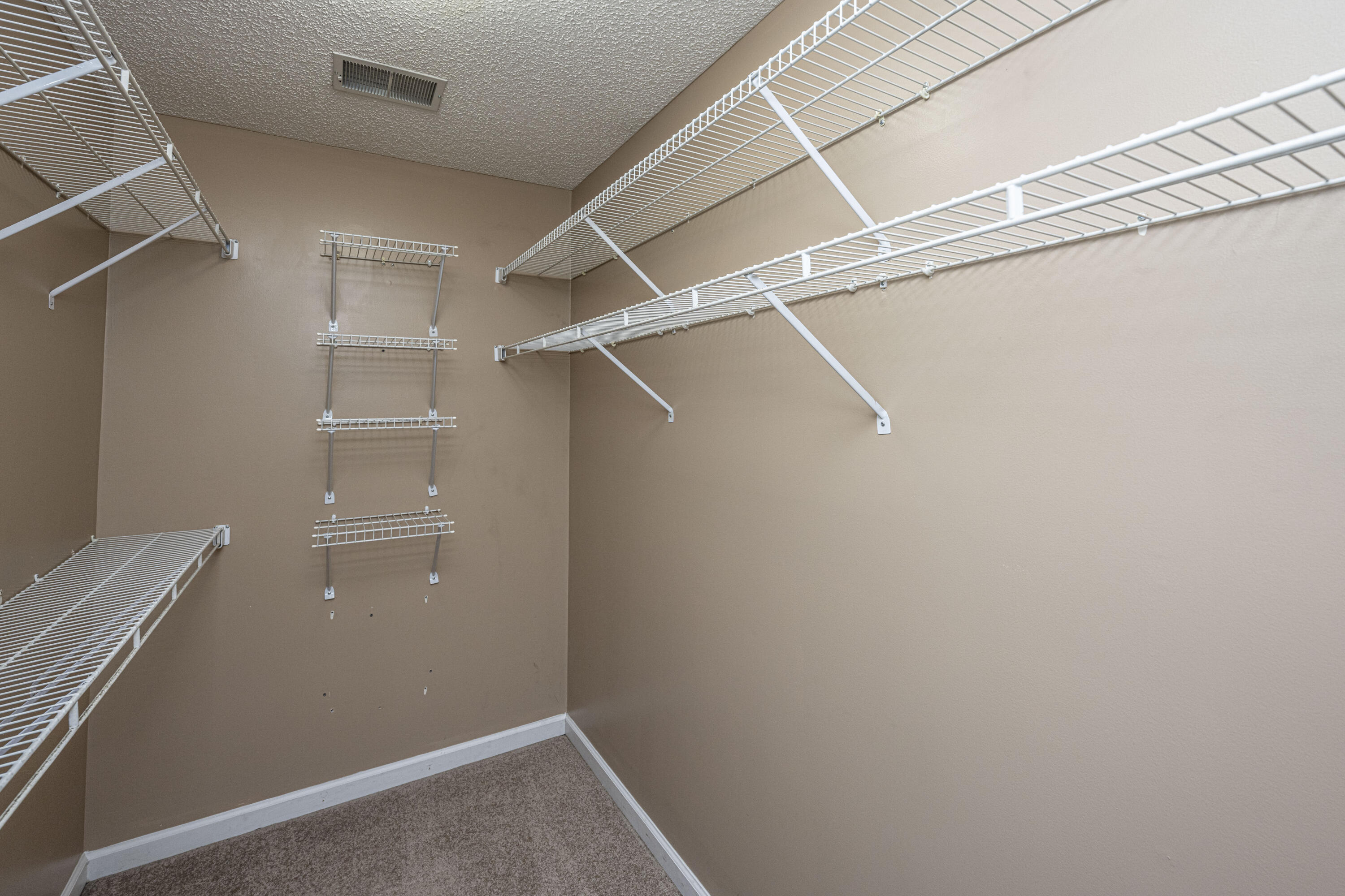 845 Fort Johnson Road Charleston, SC 29412 - Photo 14 of 28 14-Master Closet