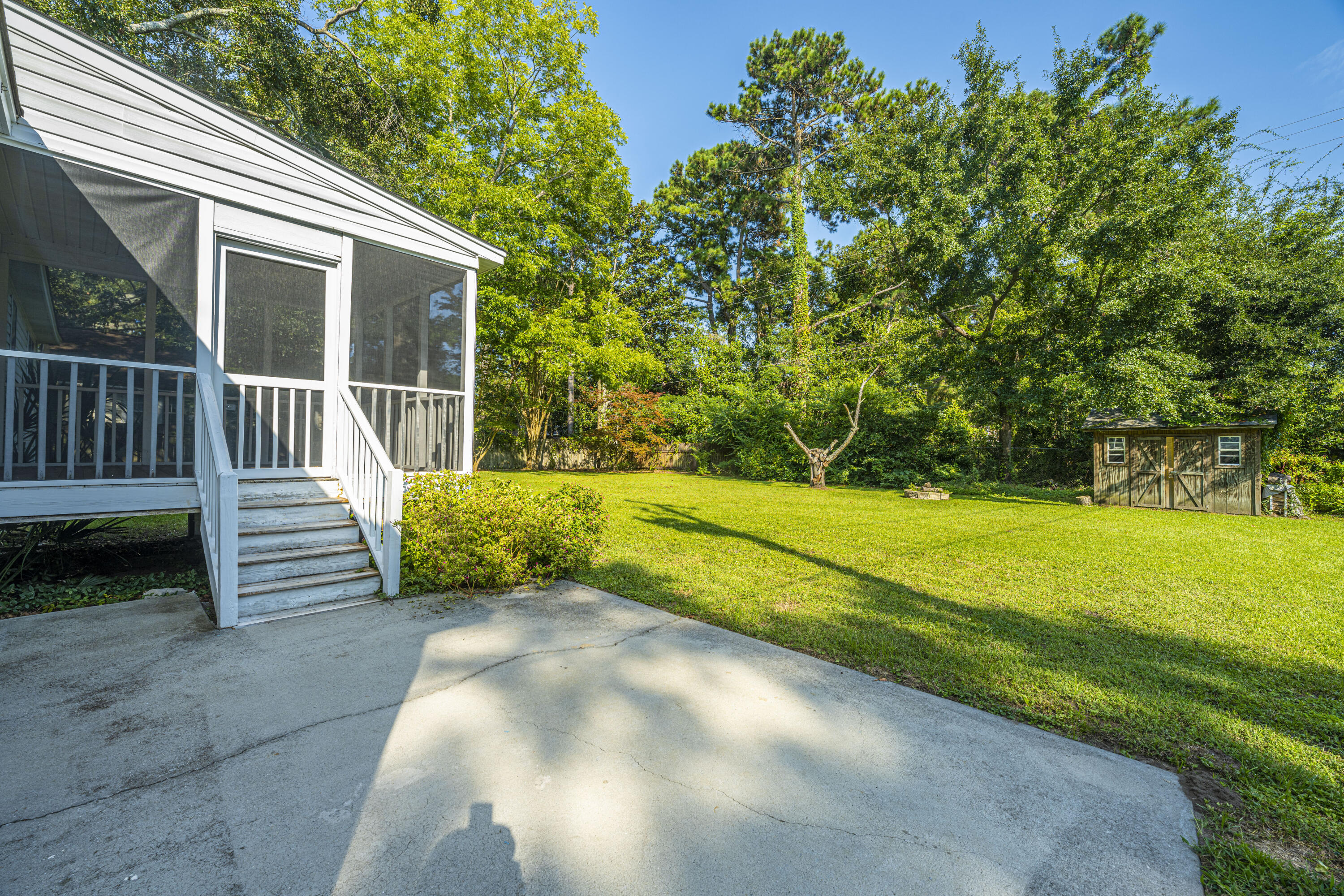 845 Fort Johnson Road Charleston, SC 29412 - Photo 24 of 28 24-Backyard