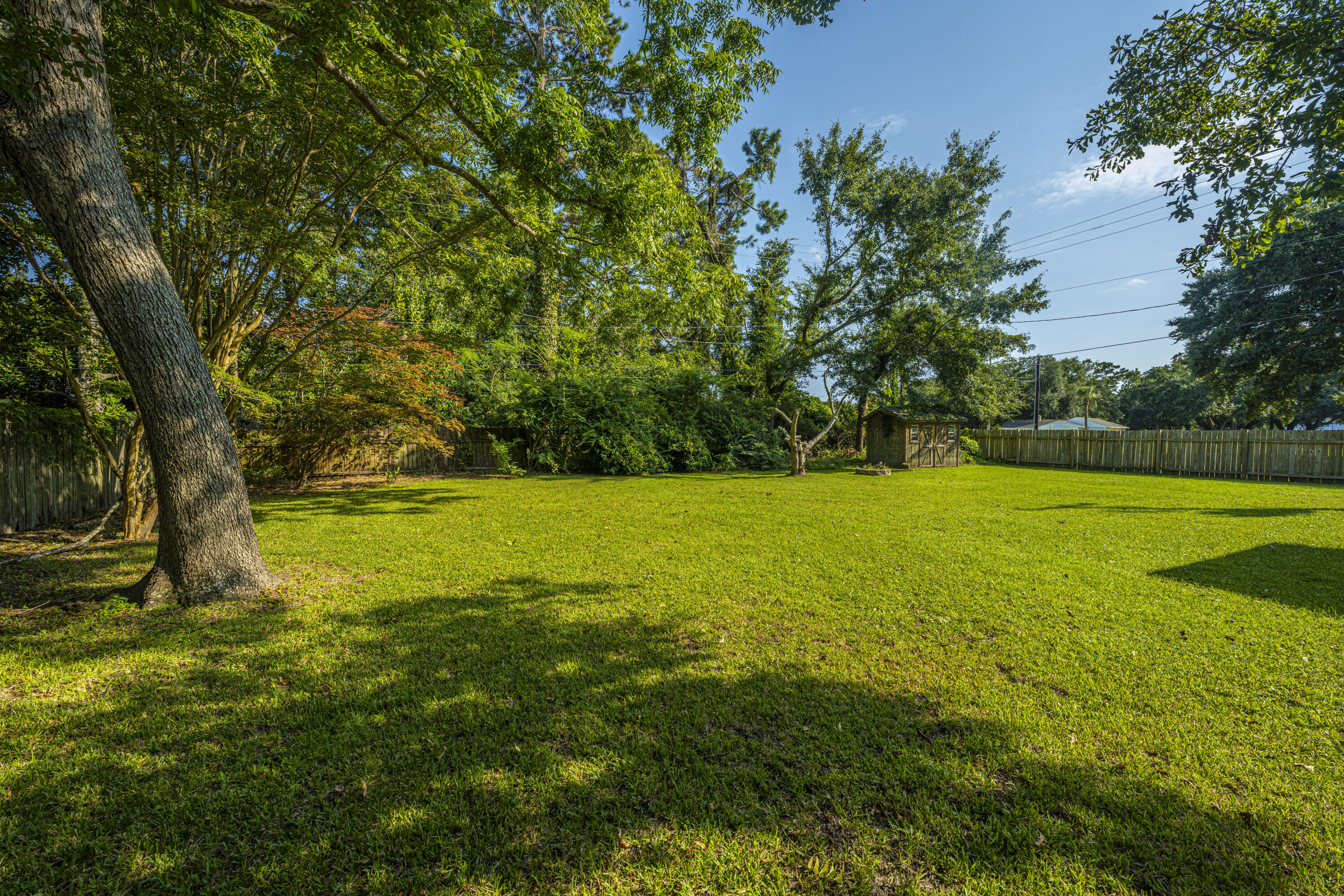 845 Fort Johnson Road Charleston, SC 29412 - Photo 25 of 28 25-Backyard3