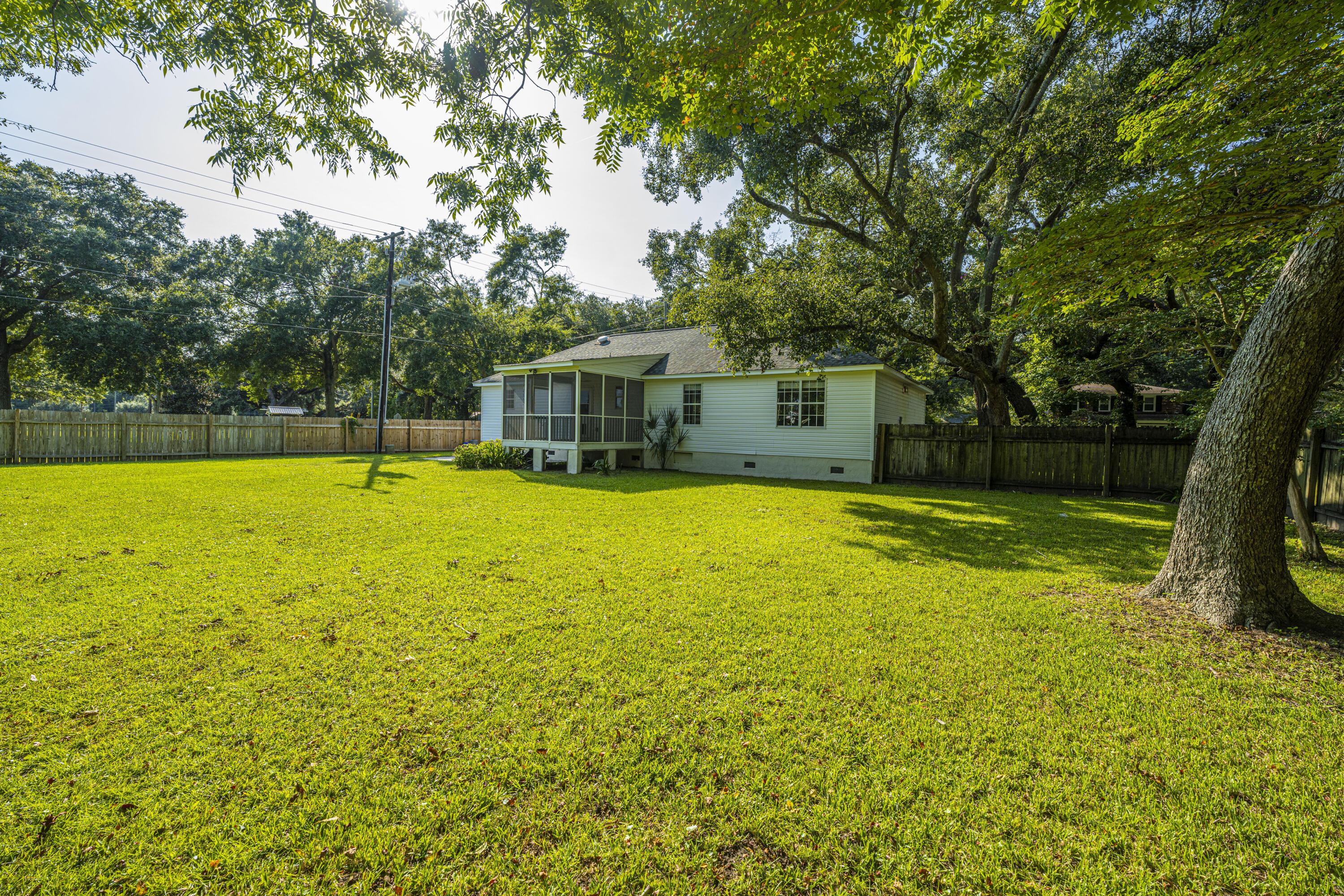 845 Fort Johnson Road Charleston, SC 29412 - Photo 28 of 28 28-Backyard-House2