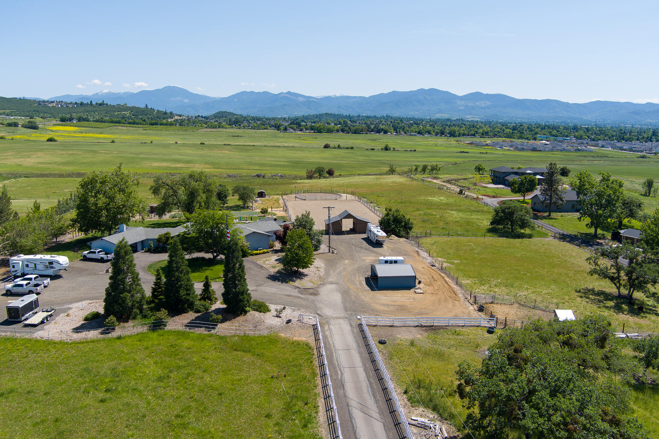 2872 Coker Butte Road Medford, OR 97504 - Photo 57 of 59 056