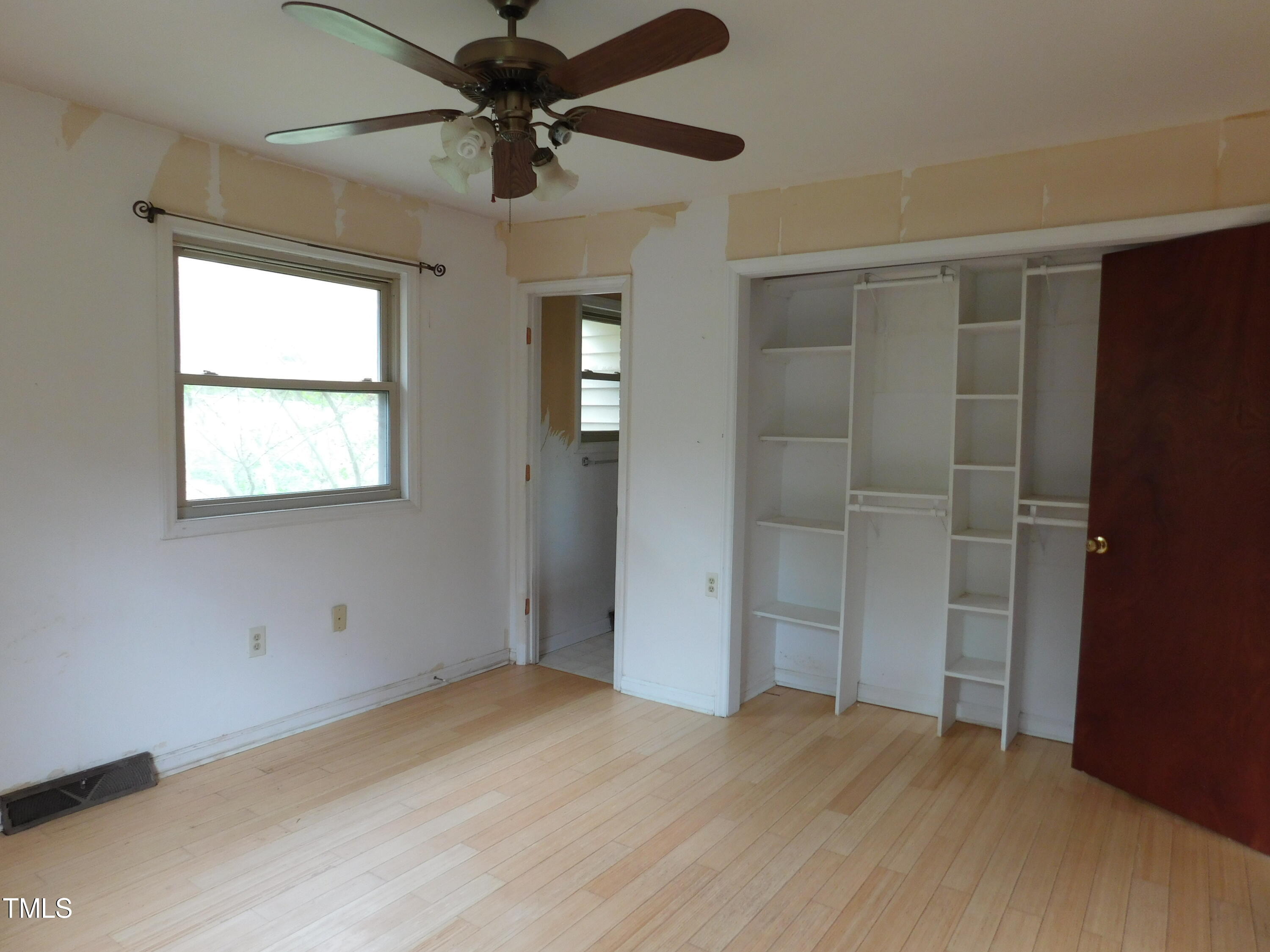 1133 Horseshoe Road Durham, NC 27703 - Photo 16 of 36 DSCN2714
