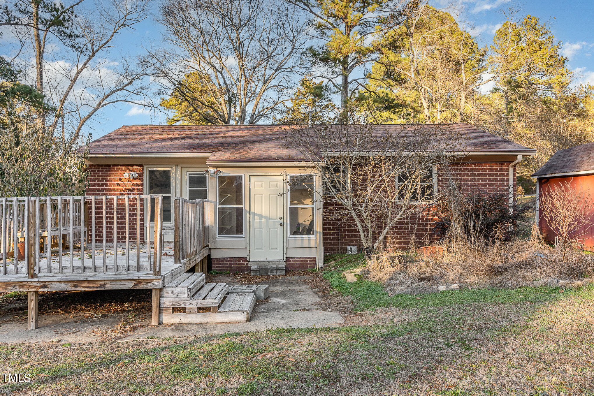 1133 Horseshoe Road Durham, NC 27703 - Photo 30 of 36 005_dsc00005-edit