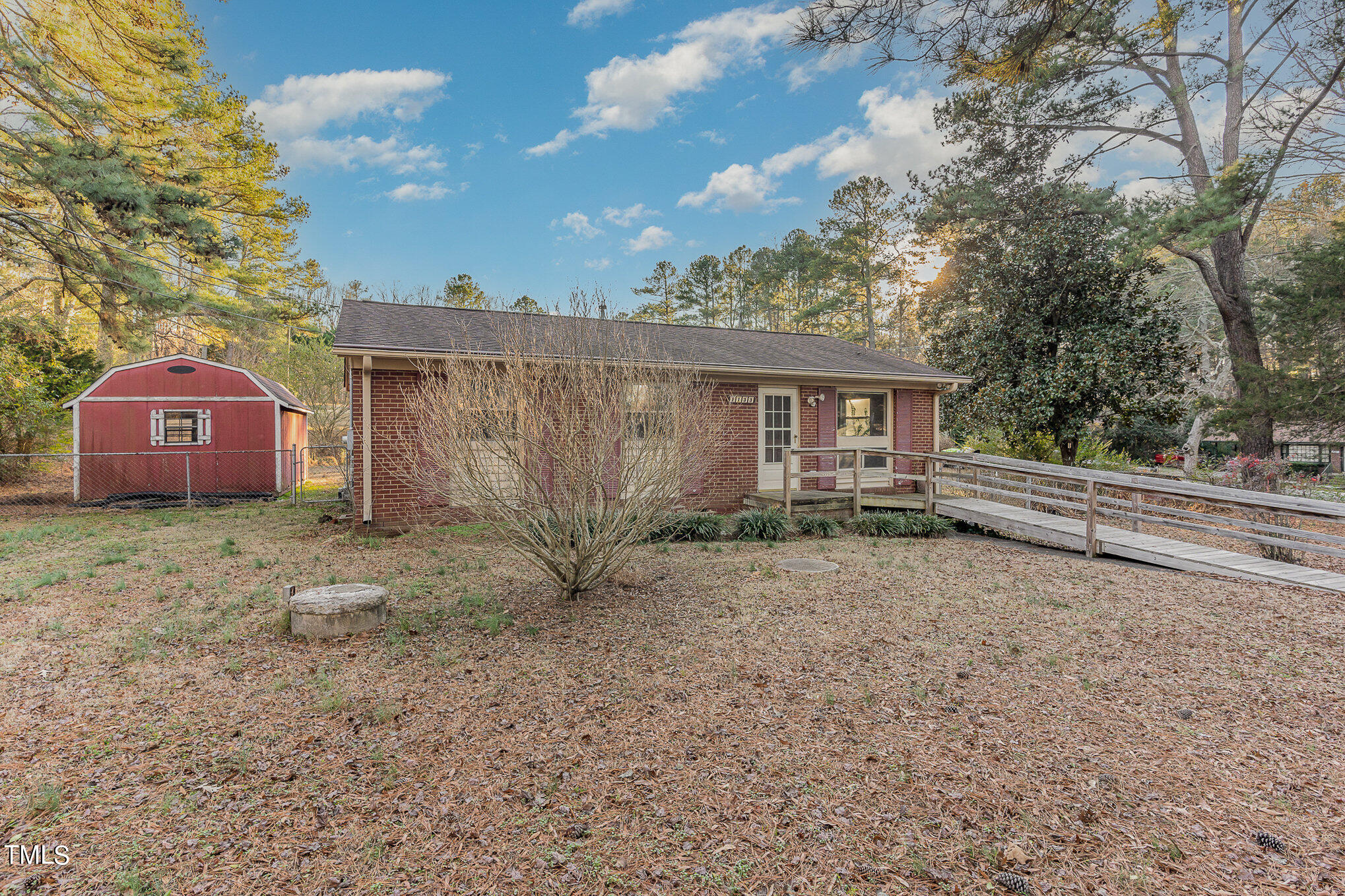 1133 Horseshoe Road Durham, NC 27703 - Photo 4 of 36 004_dsc00003-edit