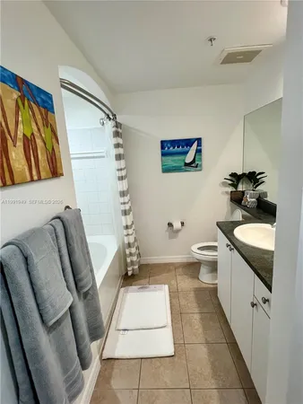 $3,900 | 9172 Collins Avenue, Unit 305, Surfside, FL 33154