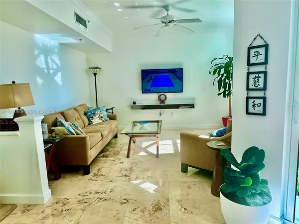 $3,900 | 9172 Collins Avenue, Unit 305, Surfside, FL 33154