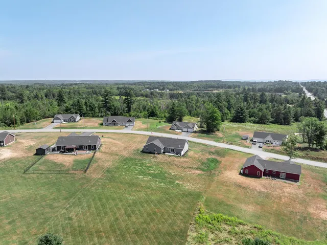 $459,900 | 26 Knl Crst Drive, Bangor, ME 04401