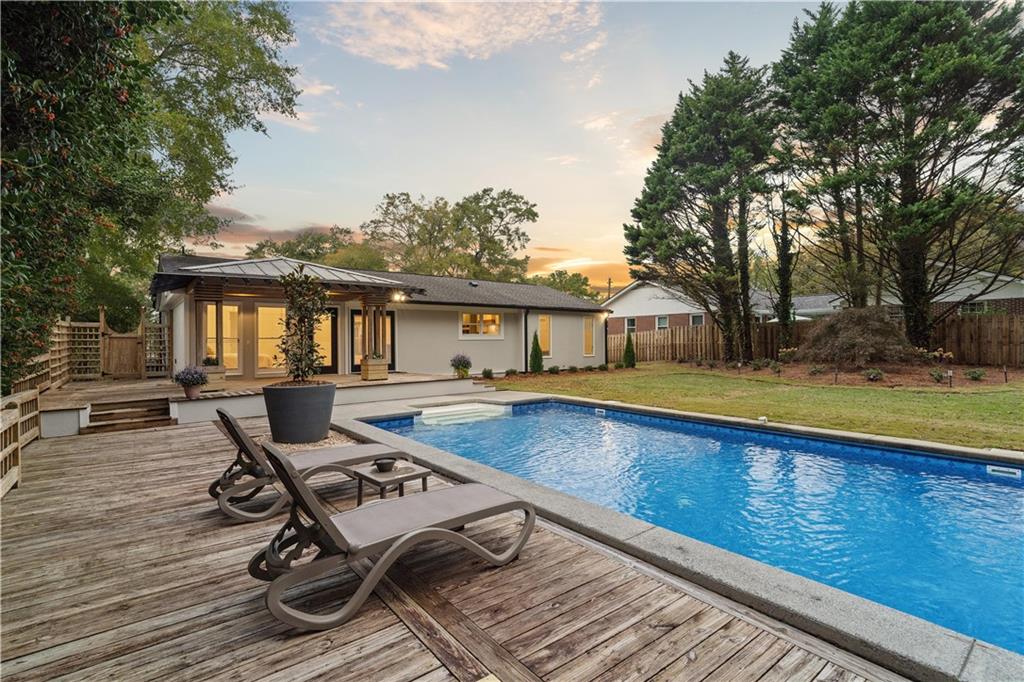 511 Boulevard Heights Calhoun, GA 30701 - Photo 56 of 69 a view of a house with swimming pool and sitting area