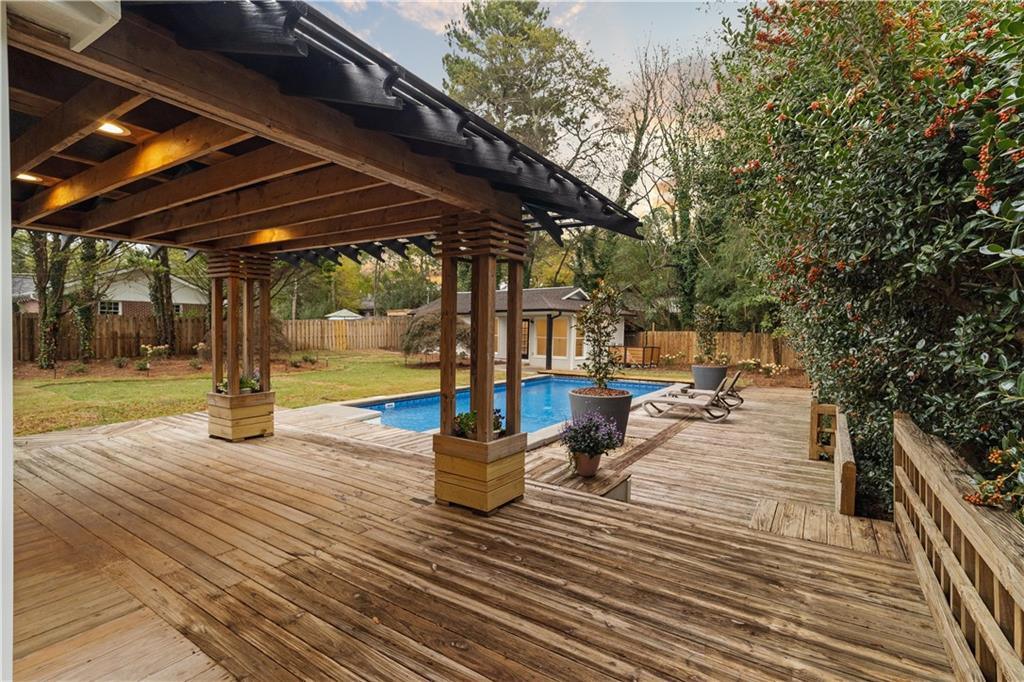 511 Boulevard Heights Calhoun, GA 30701 - Photo 9 of 69 a view of outdoor space with seating