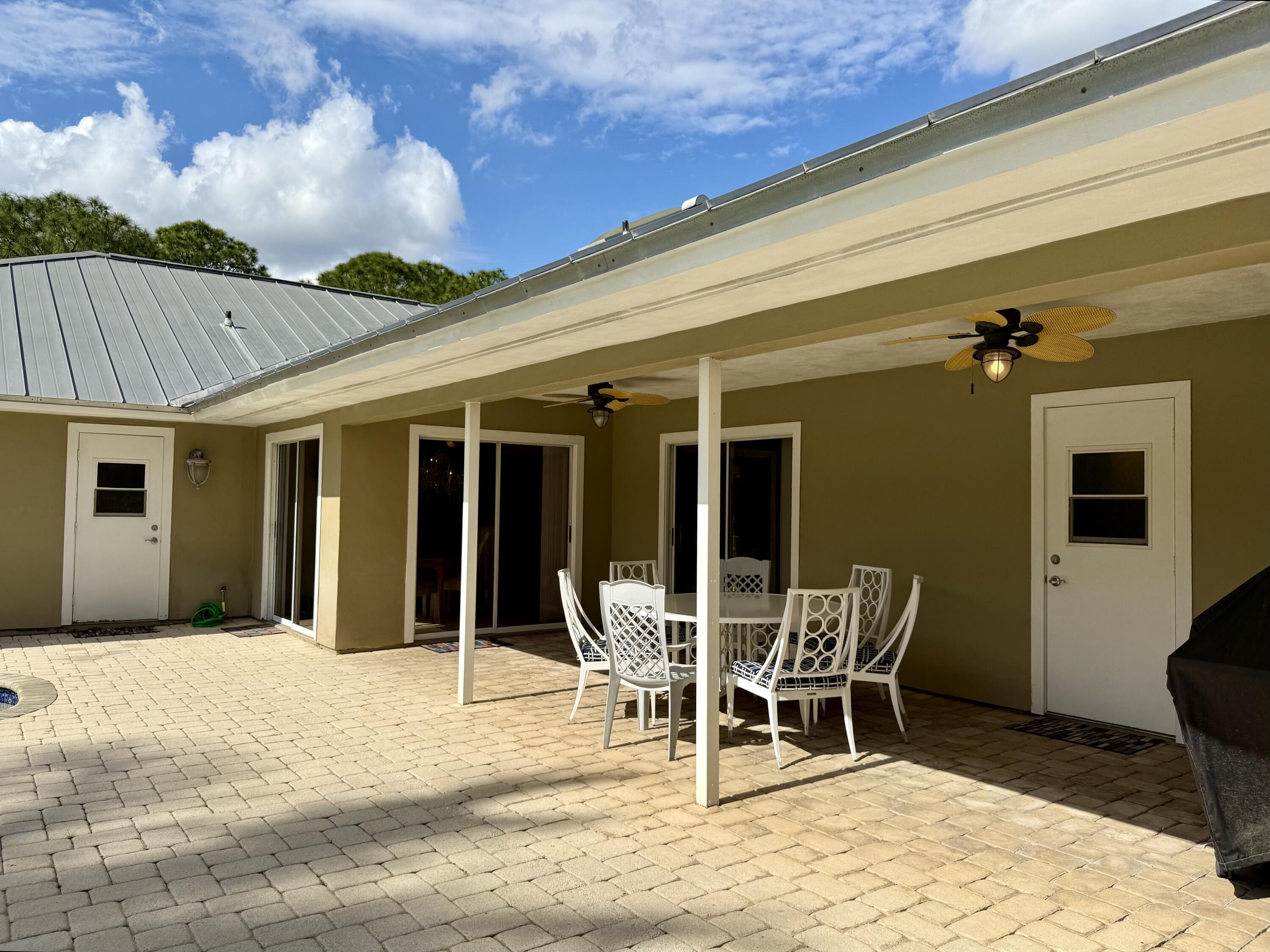2884 Southeast Ranch Acres Circle Jupiter, FL 33478 - Photo 72 of 93 patio