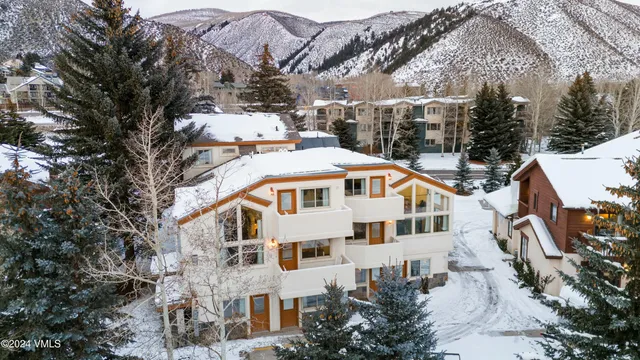 $3,100,000 | 238 West Beaver Creek Boulevard, Unit A, Avon, CO 81620