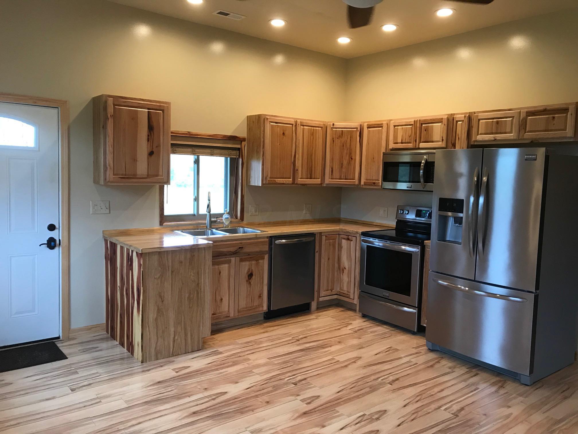 28271 Barton Road Logan, OH 43138 - Photo 2 of 18