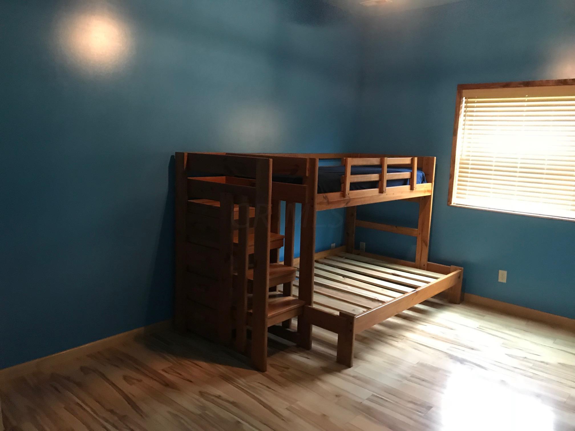 28271 Barton Road Logan, OH 43138 - Photo 10 of 18