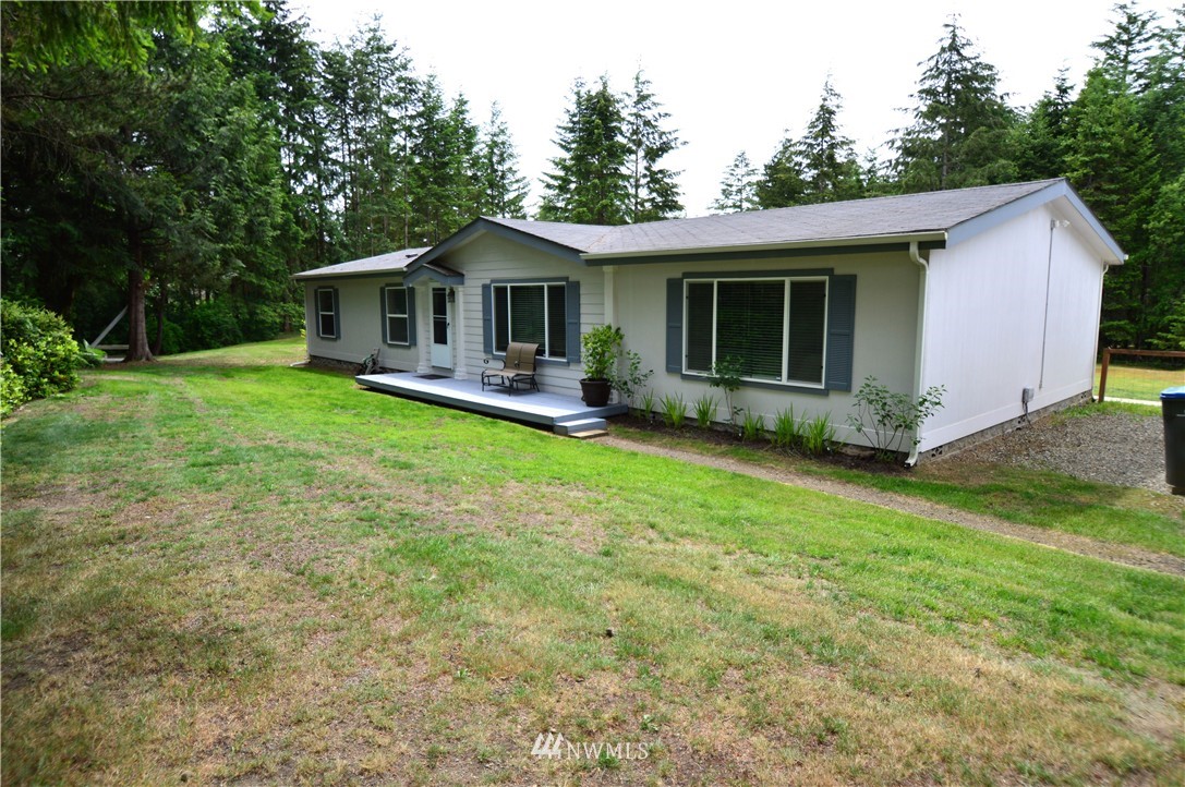 1457 Southwest Andrews Road Port Orchard, WA 98367 - Photo 2 of 25 Gallery Image 2