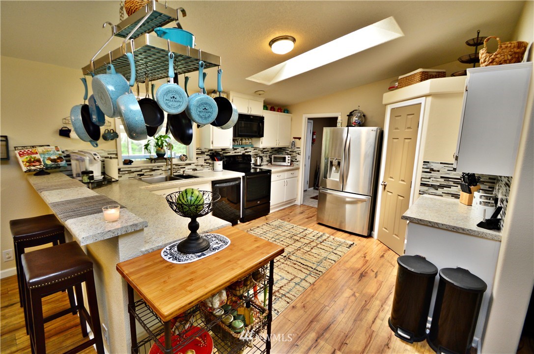 1457 Southwest Andrews Road Port Orchard, WA 98367 - Photo 11 of 25 Gallery Image 11