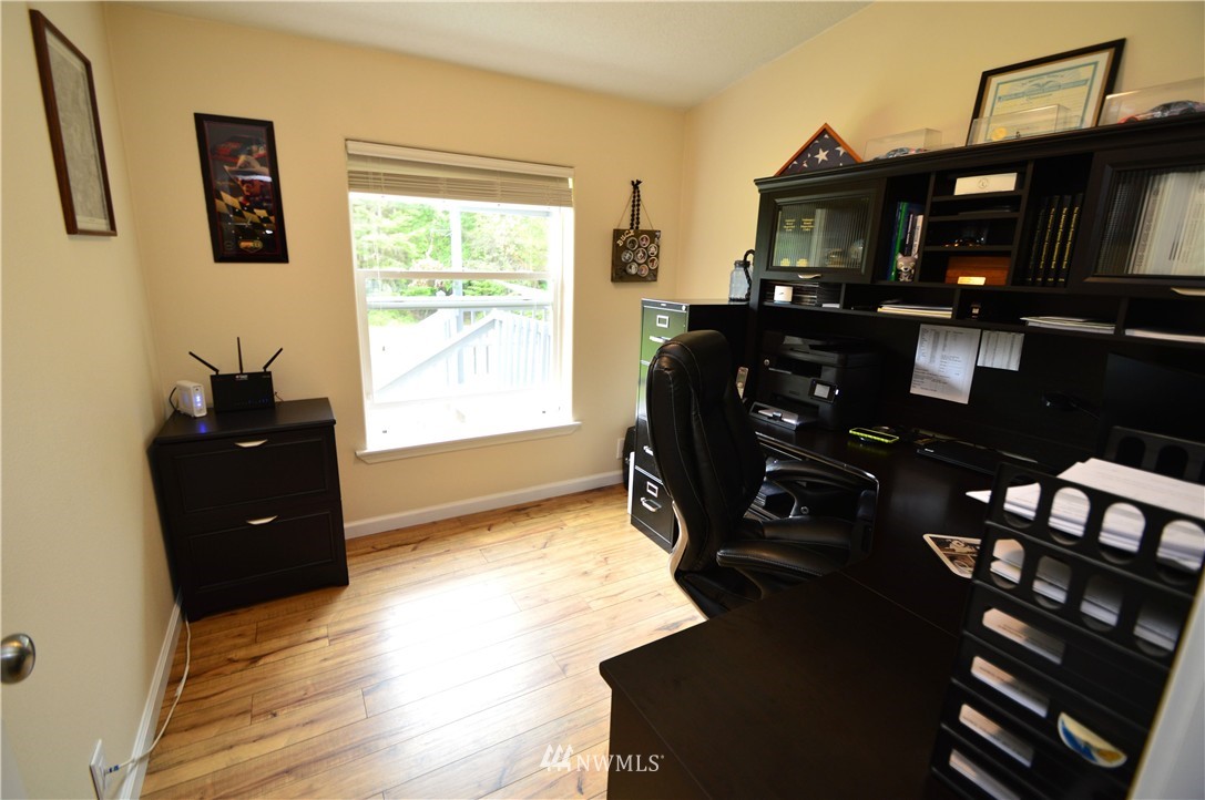 1457 Southwest Andrews Road Port Orchard, WA 98367 - Photo 16 of 25 Gallery Image 16