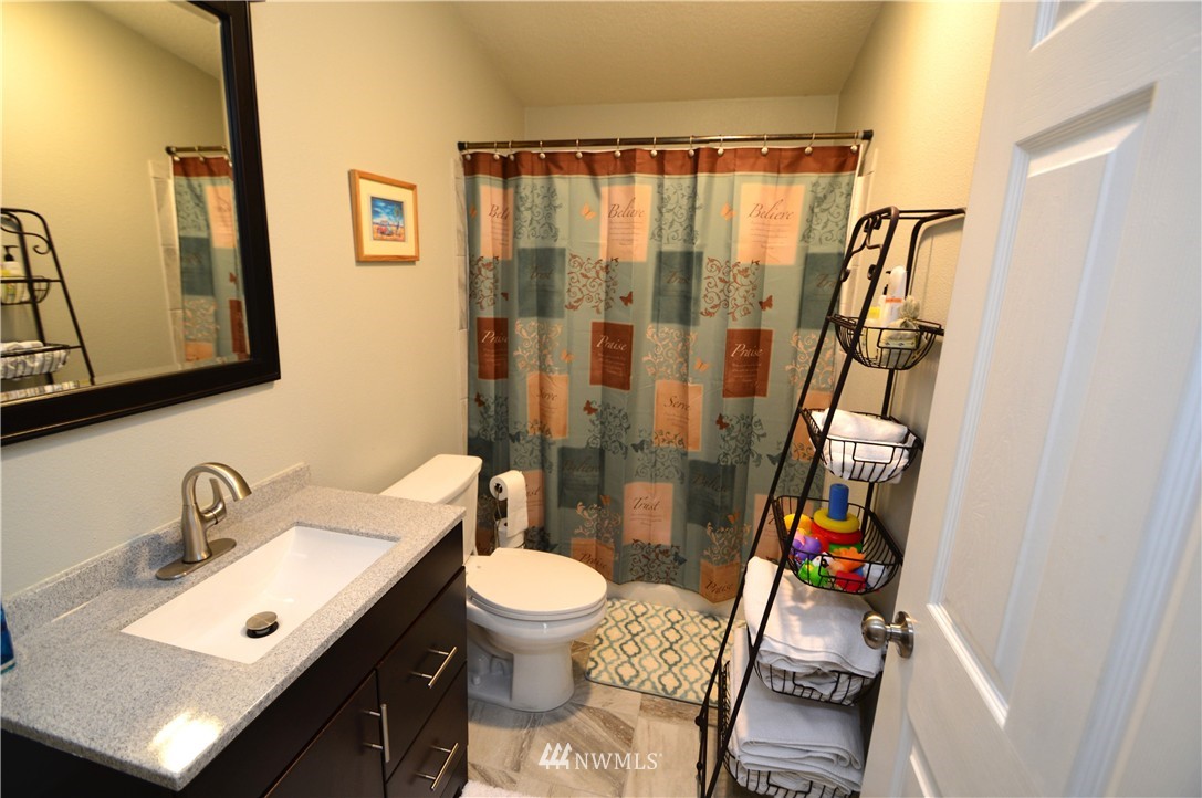 1457 Southwest Andrews Road Port Orchard, WA 98367 - Photo 18 of 25 Gallery Image 18