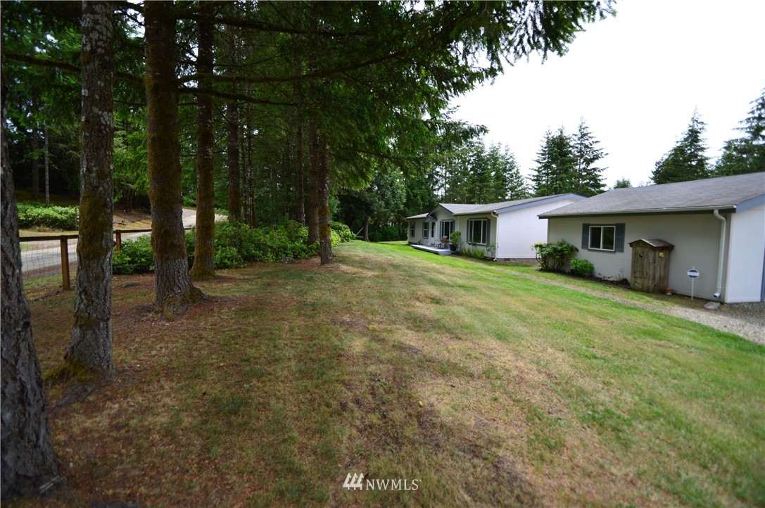 1457 Southwest Andrews Road Port Orchard, WA 98367 - Photo 6 of 25 Gallery Image 6