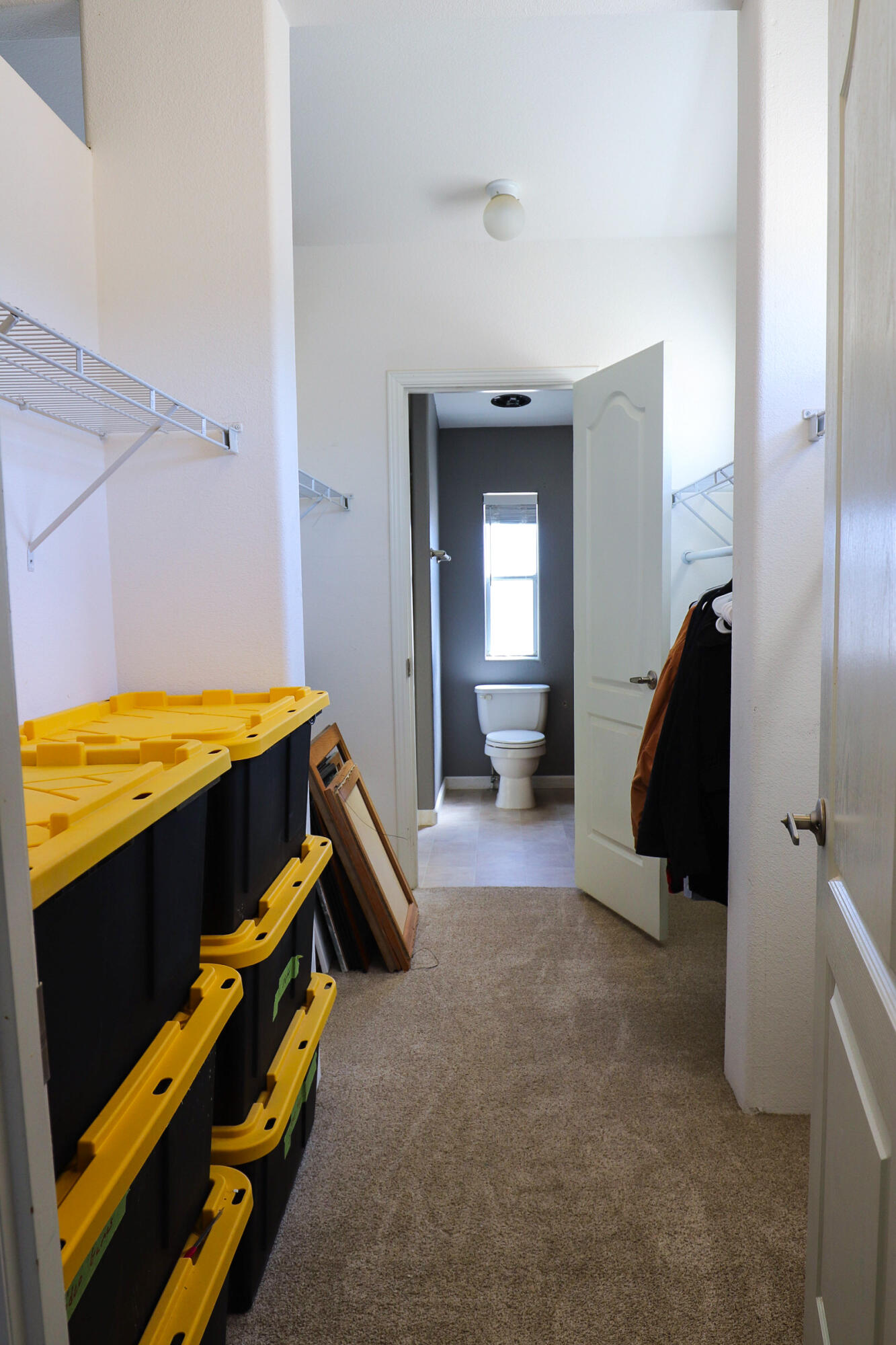 4647 Montiverde Road Mojave, CA 93501 - Photo 15 of 30 a bedroom with bed and window